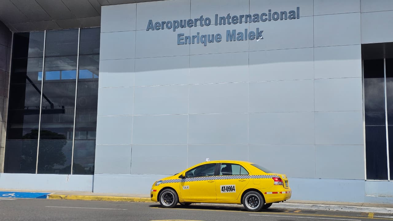 Boquete Taxi Cab at Enrique Malek International Airport